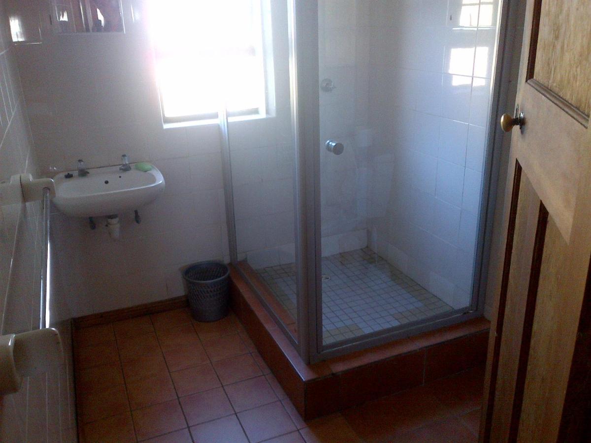 Gansbaai Lodge & Backpackers מראה חיצוני תמונה
